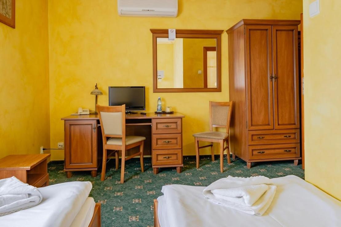 Hotel Bastion Kostrzyn nad Odra Exterior photo