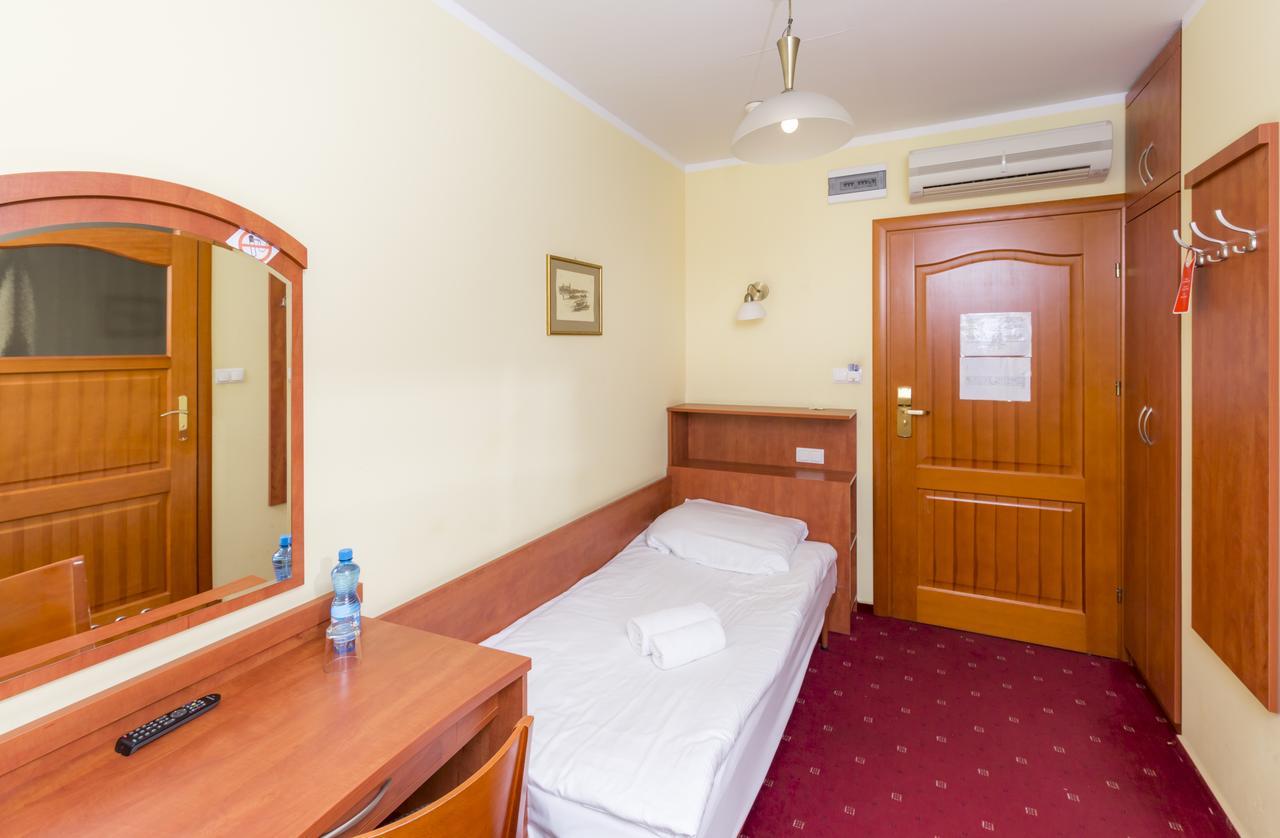 Hotel Bastion Kostrzyn nad Odra Exterior photo